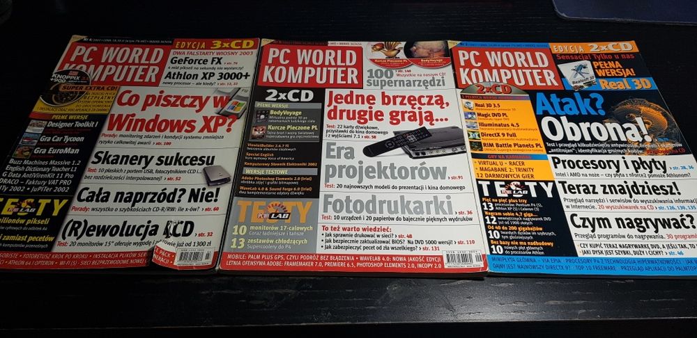Czasopisma Komputer świat i PC World Komputer rok 2002 i 2003