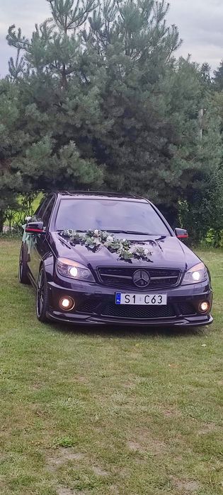 Samochód do ślubu, spełniaj marzenia Mercedes C63AMG