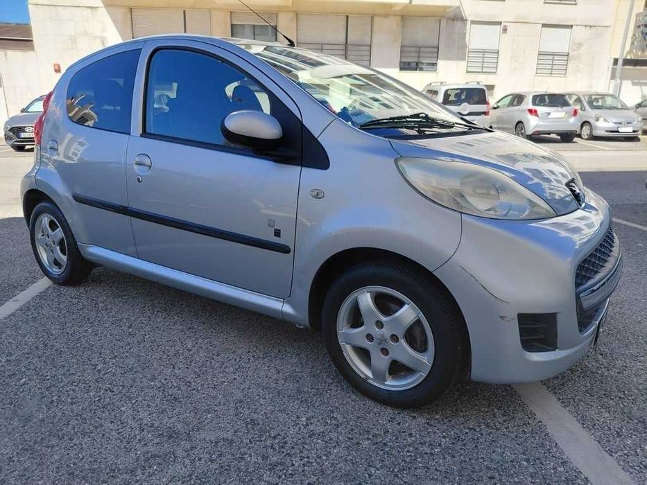 Peugeot 107 1.0 Black & Silver Edition - 53.000 km