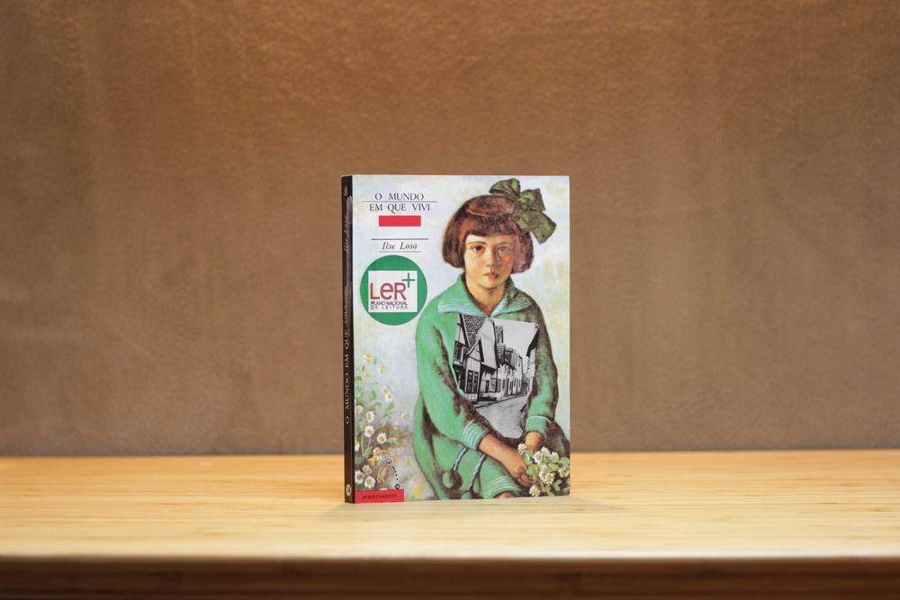 O MUNDO EM QUE VIVI (livro em português)