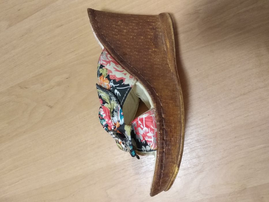 шлепанцы  шлепки