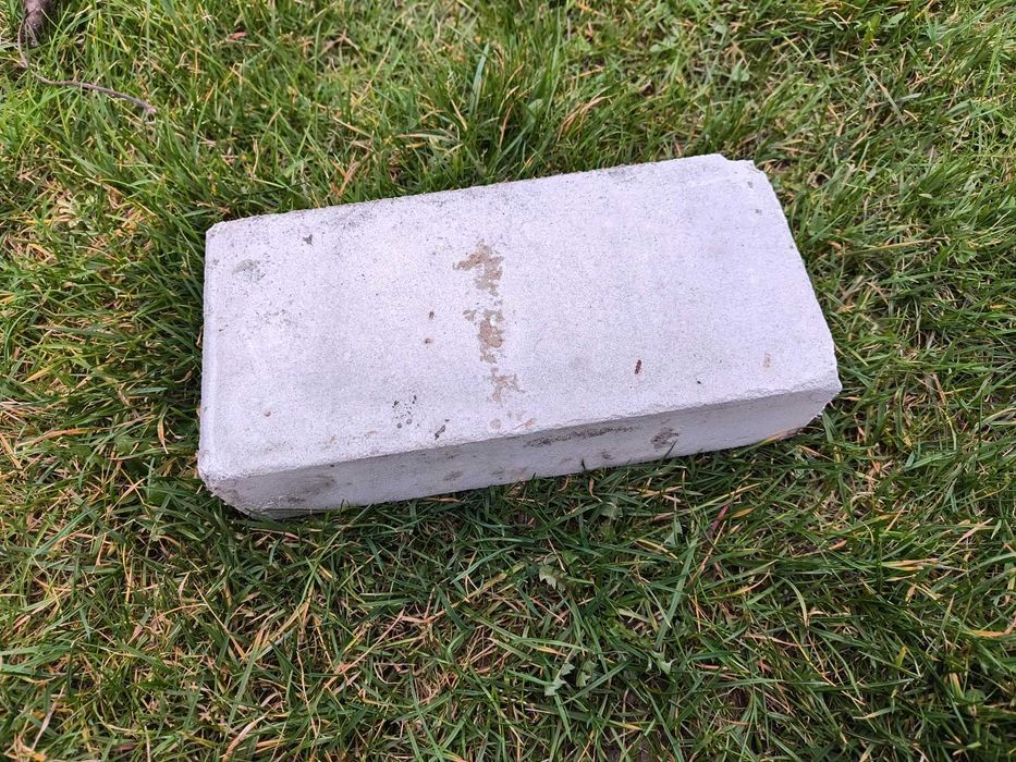 Cegła biała silikatowa