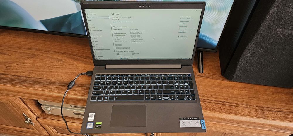 laptop jak nowy lenovo
