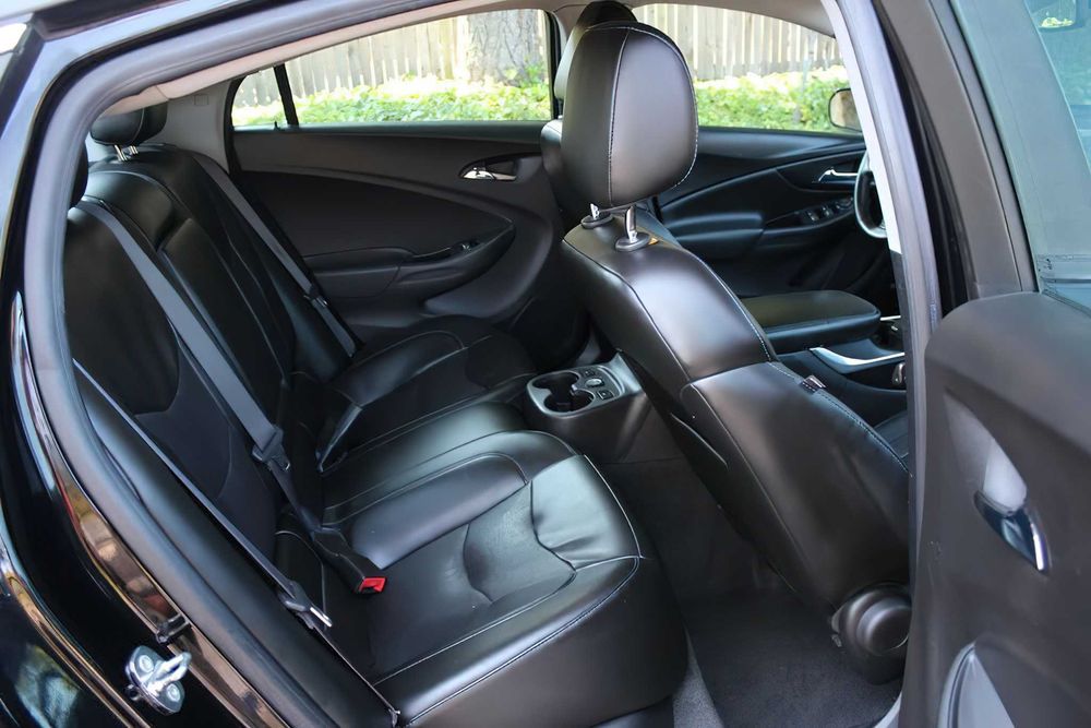 Chevrolet Volt Premier      2017