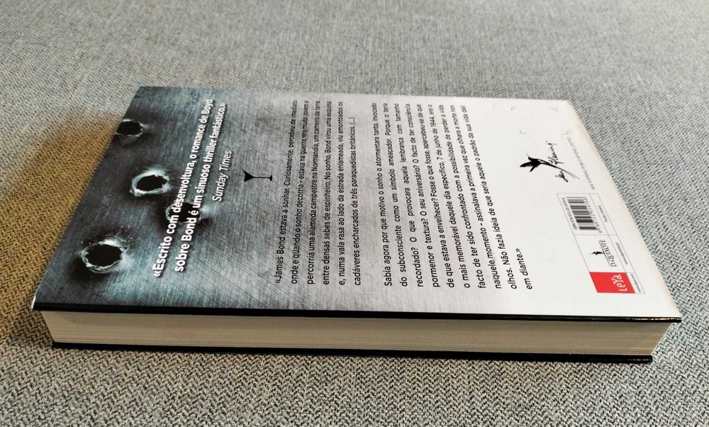 Livro "A solo - James Bond" de William Boyd
