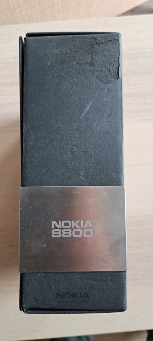 ładowarka Nokia DT-8  (Nokia 8800) + plus karton + instrukcja + CD
