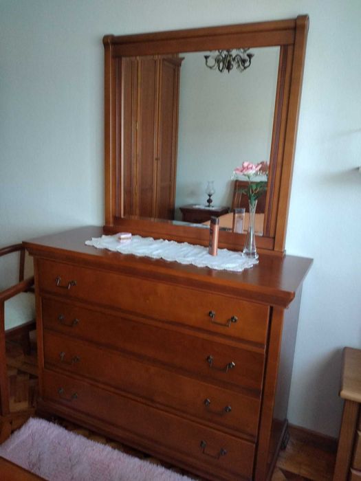 Quarto Casal Cerejeira - Como NOVO! - Ourém