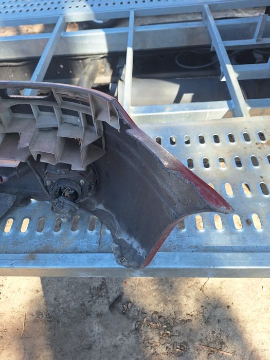 Бампер renault thalia