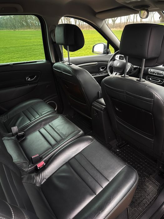 Renault Grand Scenic 2010