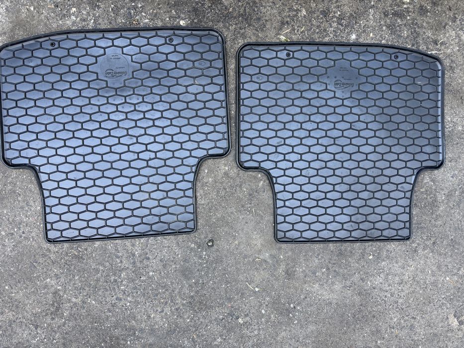 Gumowe dywaniki Volkswagen Passat