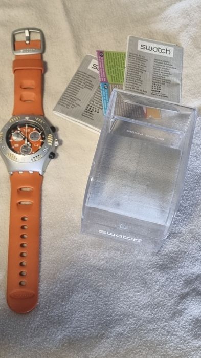 Swatch  laranja  quase novo