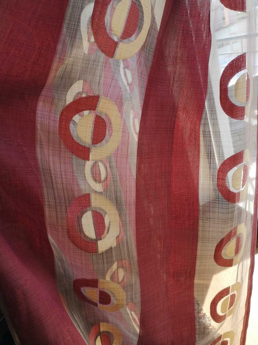 Urgente: 2 peças de Cortinados