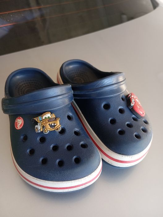 Продам обувь для ребенка