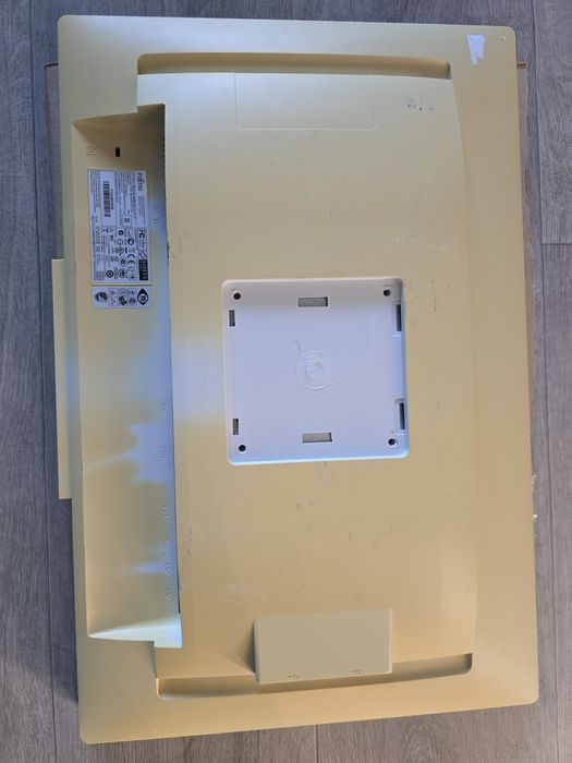 Монітор 22 Fujitsu B22W-6 LED 1680x1050 фужитсу мультимедійні кнопки