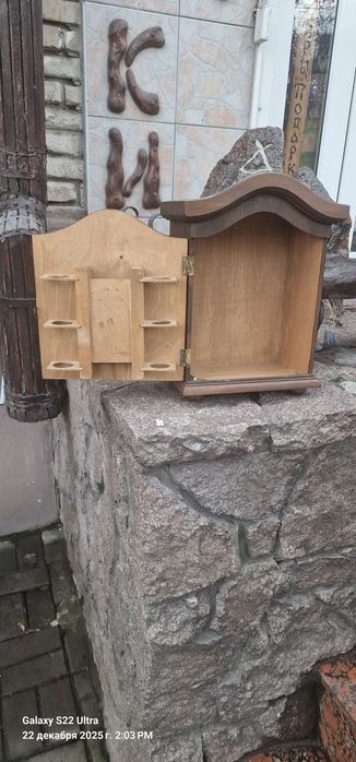 Продам часы немецкие механические.