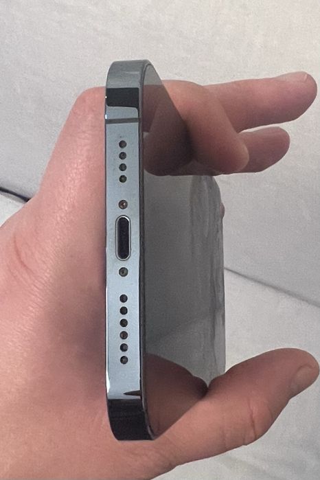 Продам Iphone 12 Pro MAX