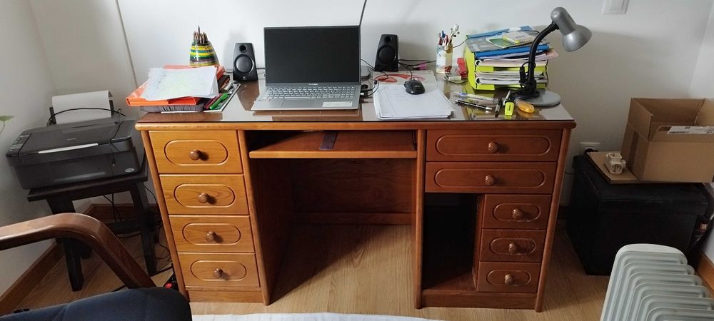 Conjunto de Moveis em madeira de carvalho