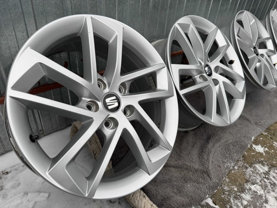 4x Felgi alufelgi aluminiowe alusy 17" ori Seat