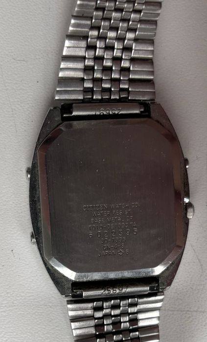 Годинник Citizen Quartz Ana-Digi T010 (вінтаж, під ремонт)