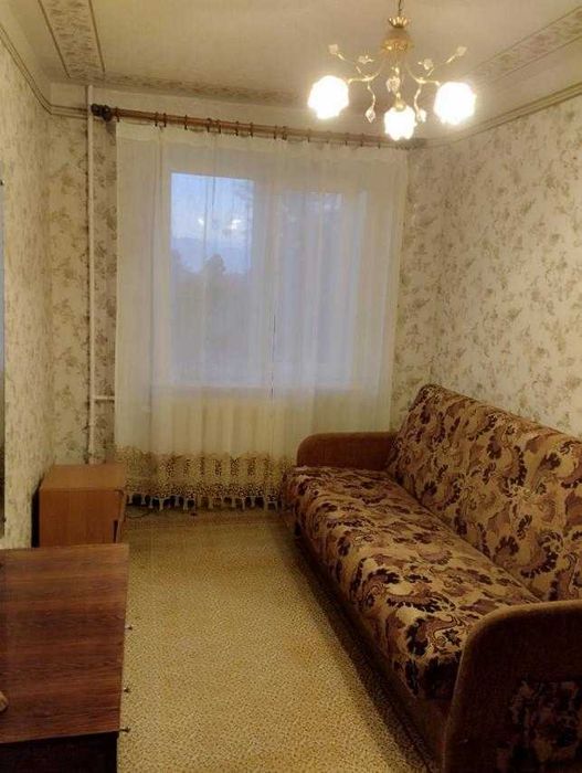 Продам трьохкімнатну квартиру