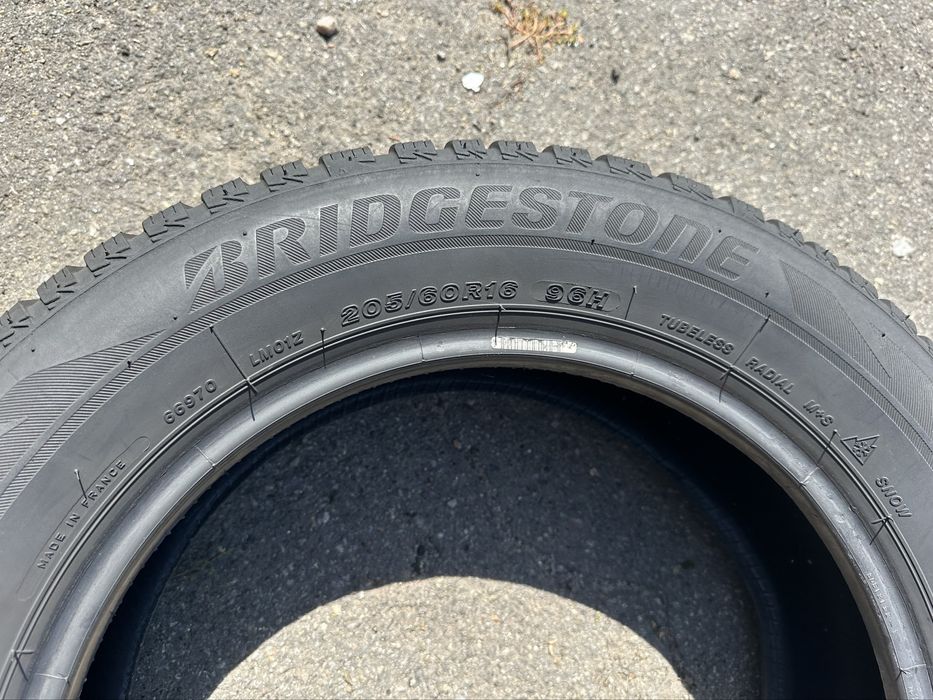 205/60 R16 Bridgestone Blizzak lm001 /4шт./зима/France/