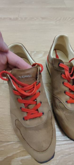 Чоловічі кросівки Lowa