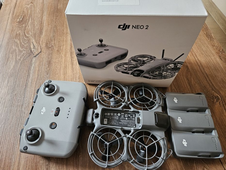 DJI Neo 2 Fly More Combo Dron