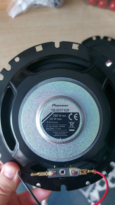 Pioneer DEH-3900MP + głośniki Pioneer TS-G1710F