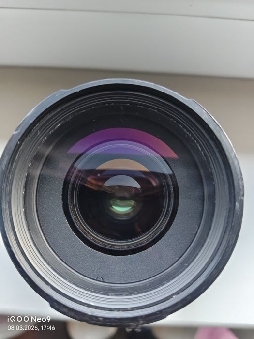 Об єктив Sigma 70-300mm.