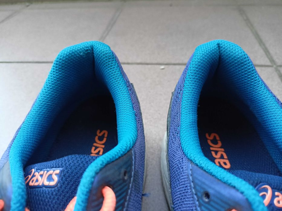 Buty do biegania Asics Gt 1000 T6A3N