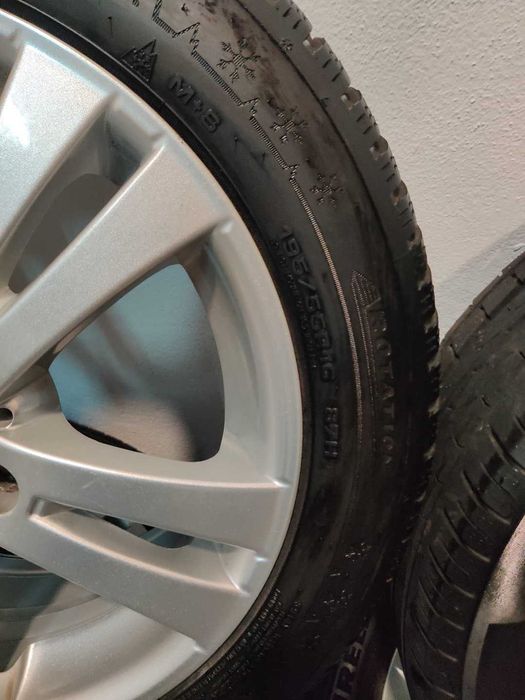 4 Jantes BMW + 4 Pneus 195/55R16