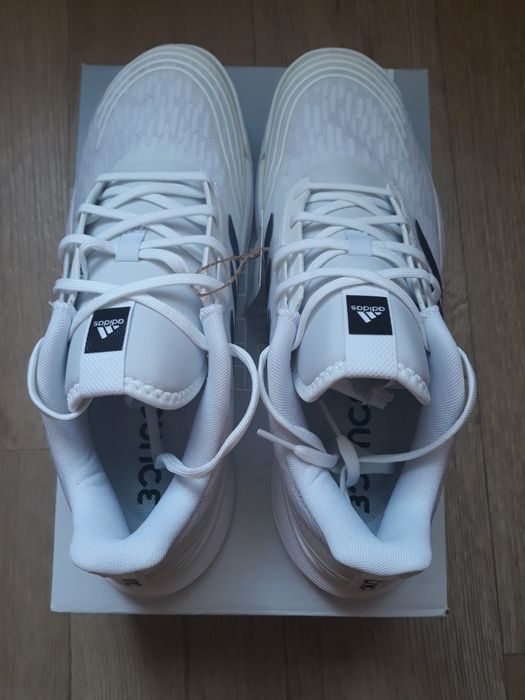 Волейбольні кросівки Adidas Novaflight Bounce размер 46