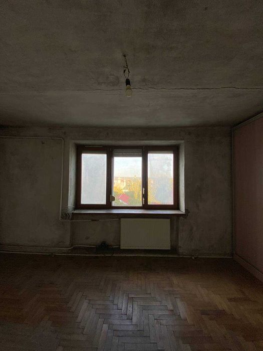 Продам квартиру від власника — під ремонт