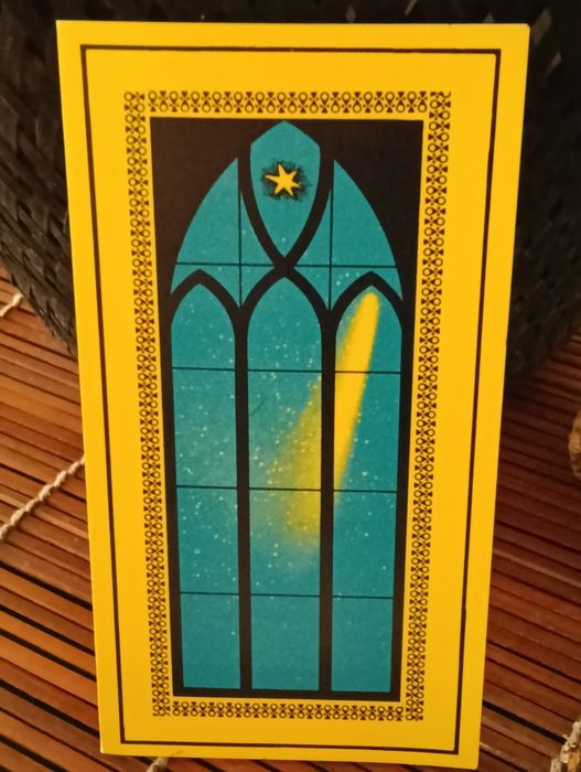 Livro, crucifixo em casca de carvalho ( cortiça) e metal