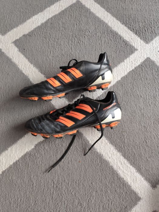 Buty piłkarskie Adidas Predator plus ochraniacze