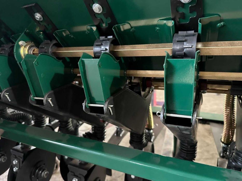 Сівалка Зернова навісна GNOM сеялка зерновая навесная 1,8-2,4м