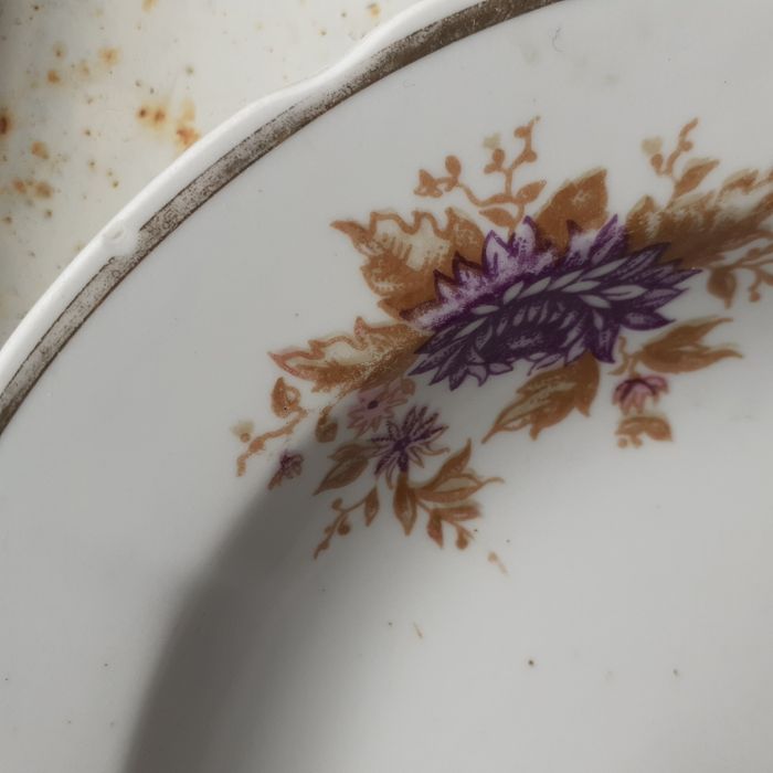 Тарелки фарфоровые новые