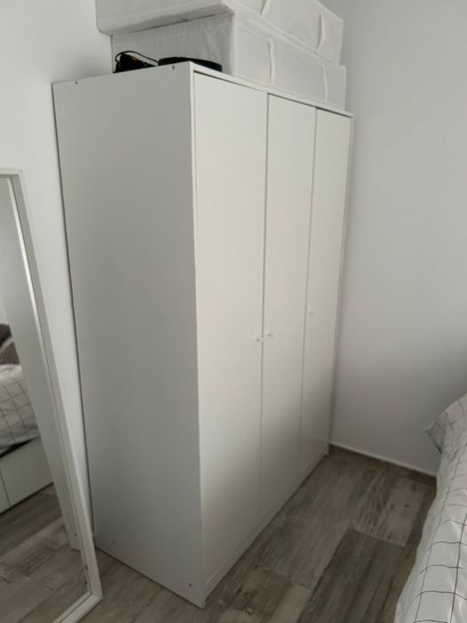 Roupeiro de 3 portas