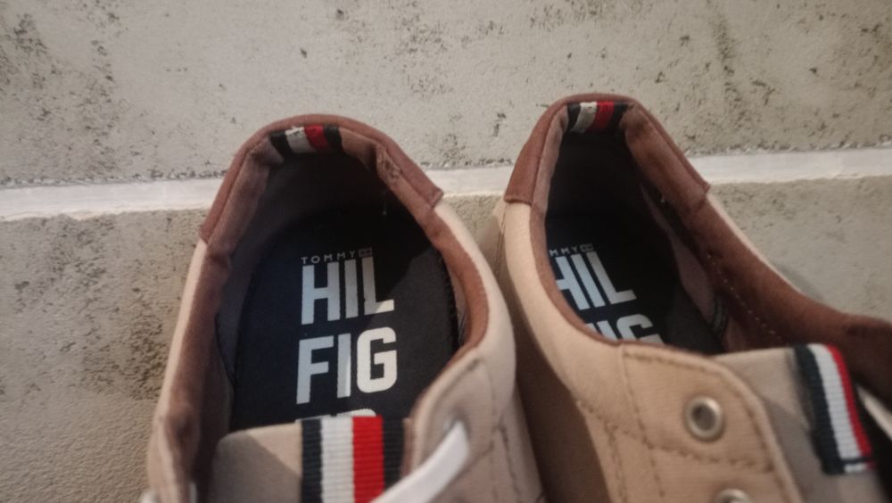 Tommy Hilfiger Męskie trampki Cobblestone FM01536 wkładka 28 cm