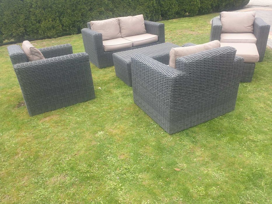 Wypoczynek Royal Life Style z technorattanu-meble do ogrudu