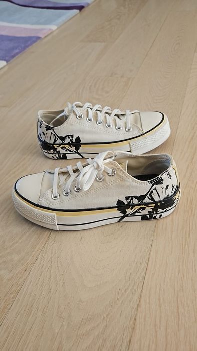 Używane buty converse