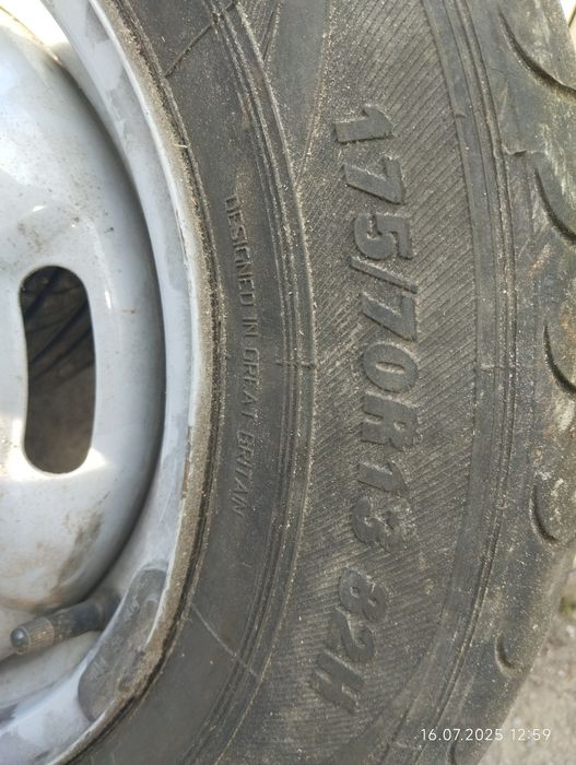 Продам літні шини на 13