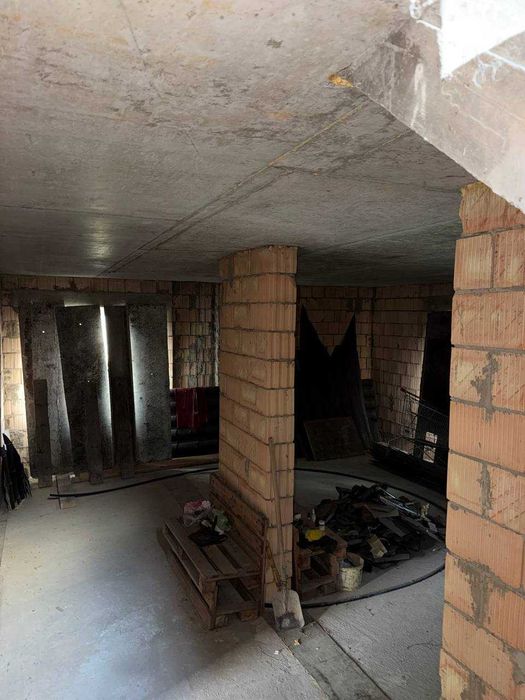 Будинок у Макарові | 212 м² | 15 соток | Під завершення |