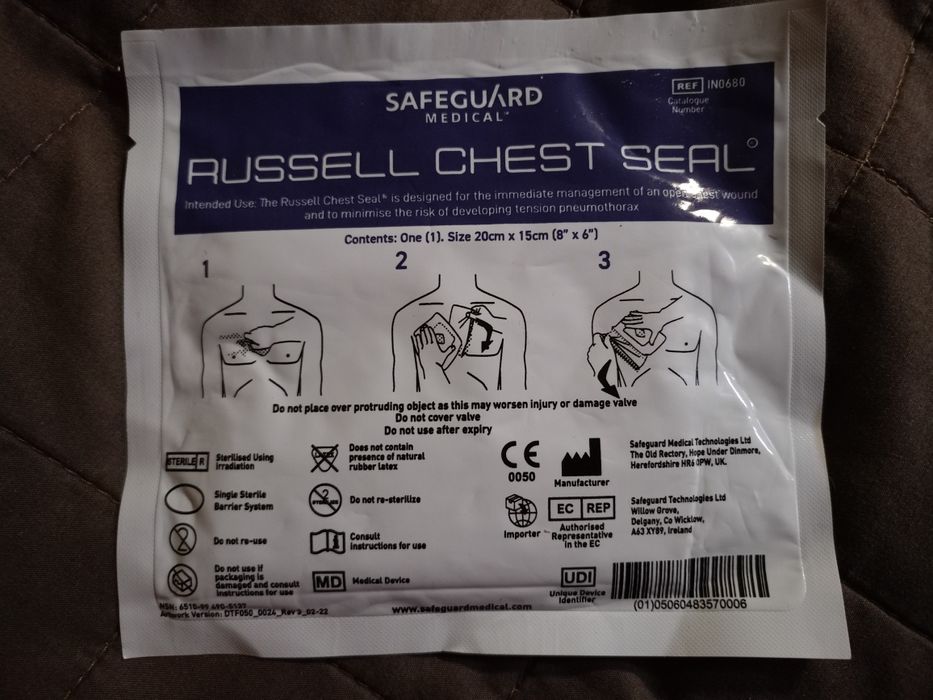 Оклюзійна наліпка пов'язка Safeguard Medical Russel Chest Seal – нова