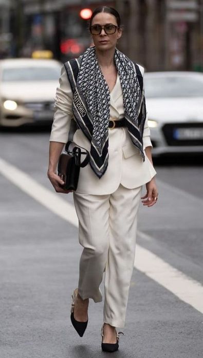 Apaszka Dior czarna 90x90 cm silk