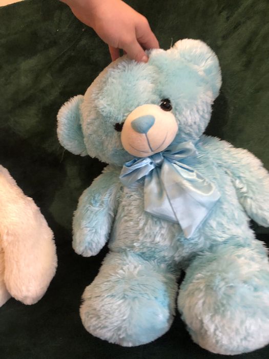 плюшеві ведмедики (білий і блакитний)