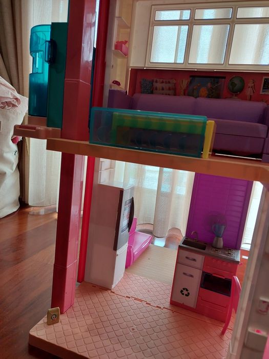 Casa da Barbie Dreamhouse