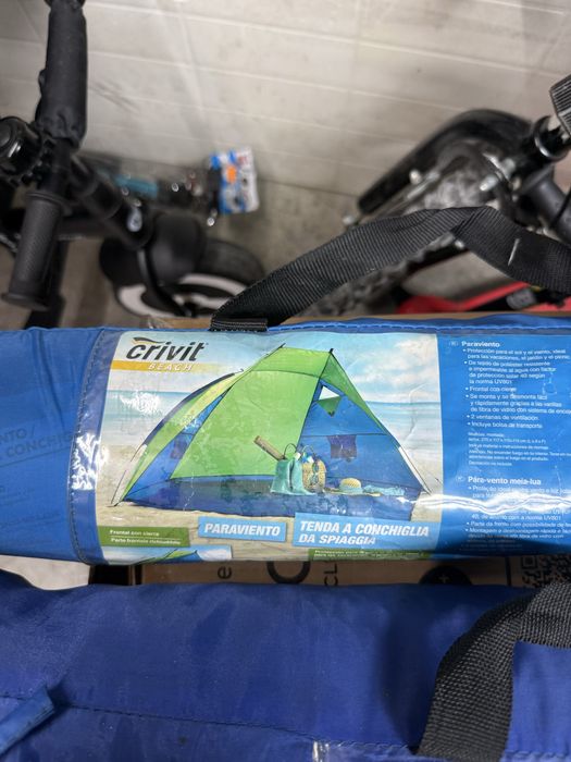 Tenda de campismo e corta vento