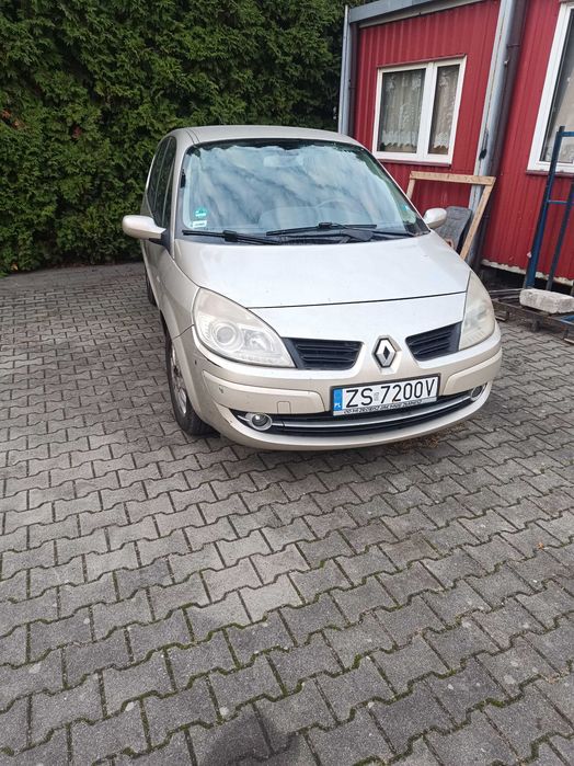 Renault grand scenic2