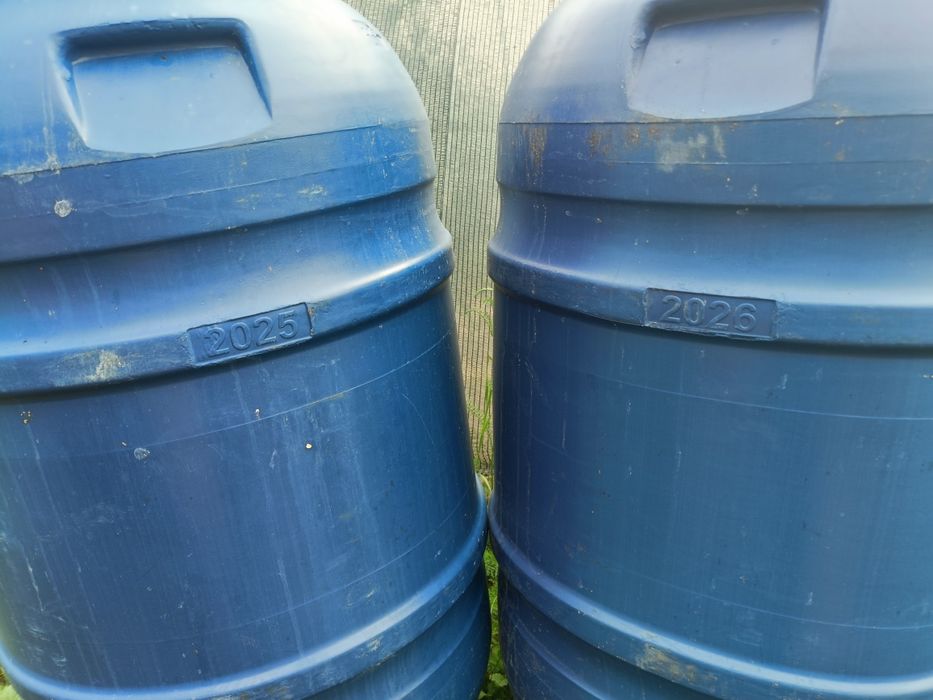 Beczki plastikowe 220l. Mauzer.tunel foliowy